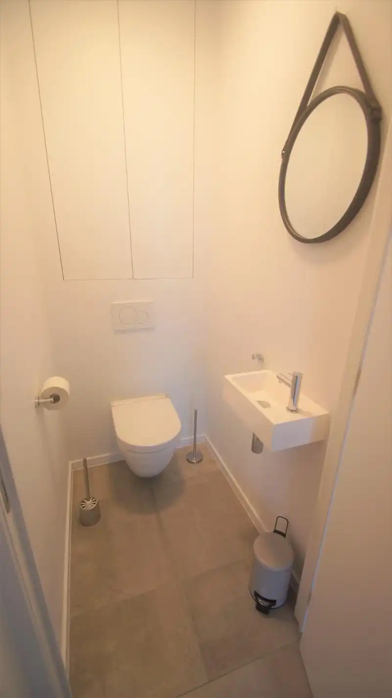 Luxueus en ruim nieuwbouwapp. met 2 slpks, terras en autostaanplaats foto 10