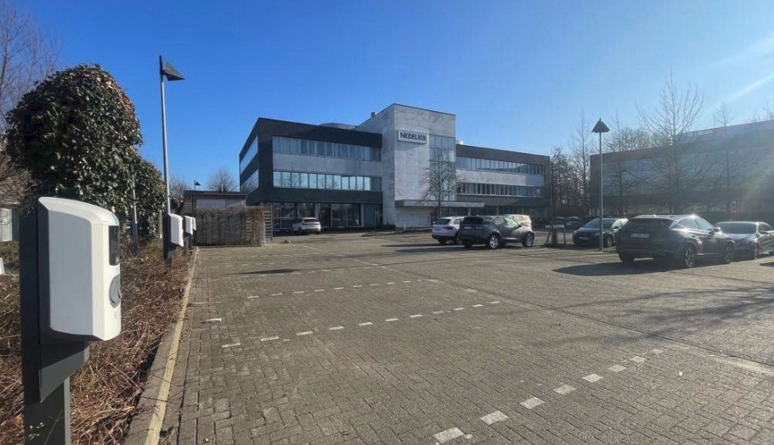 Te Huur Kantoorruimte van 762 m² te Edegem foto 3