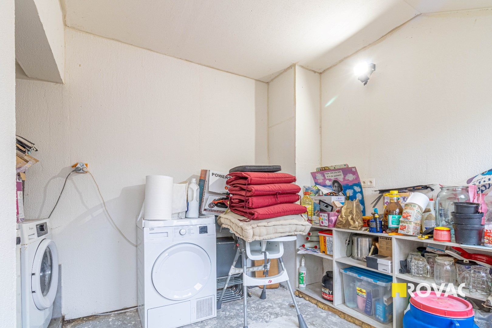 Verrassend ruime woning in centrum Izegem met 4 slaapkamers en tuin foto 13