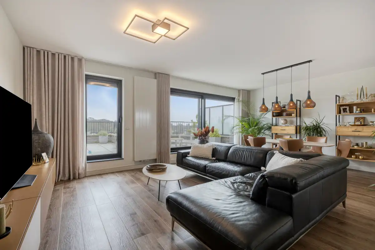 Prachtig dakappartement (140m2) vlakbij Boekenberg Park met 2 slks, 2 grote terrassen en ruim garage! foto 10