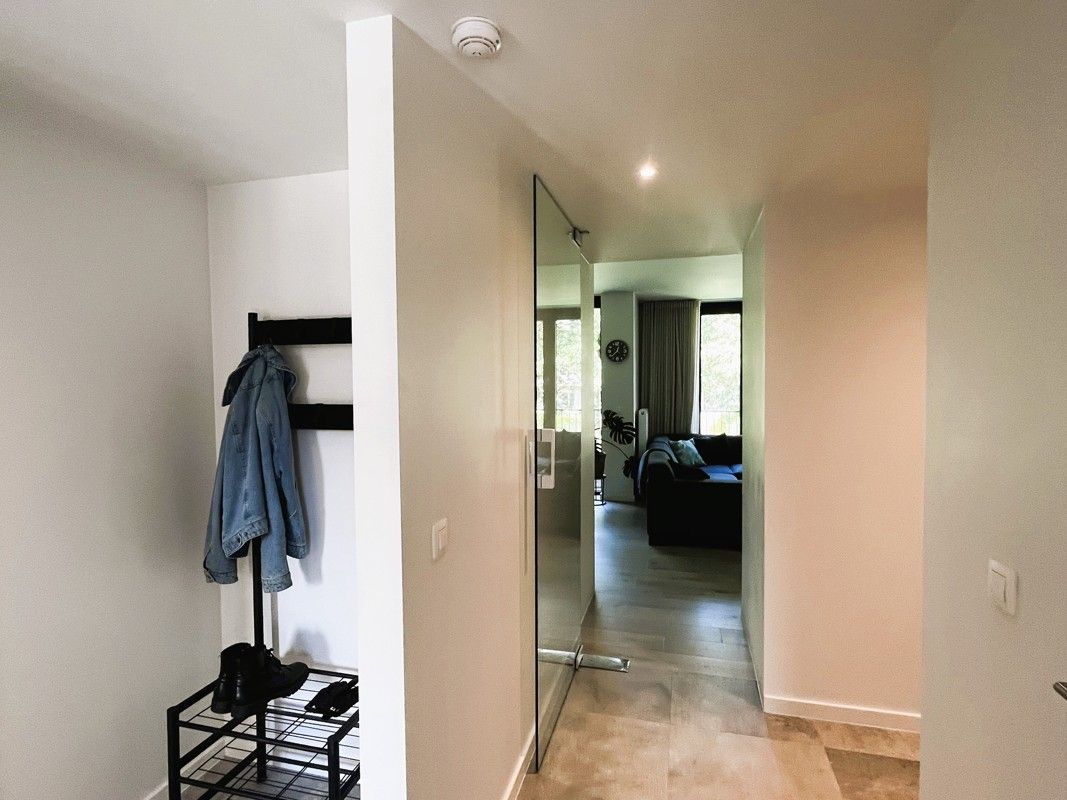 Appartement met terrassen en garage te huur foto 9