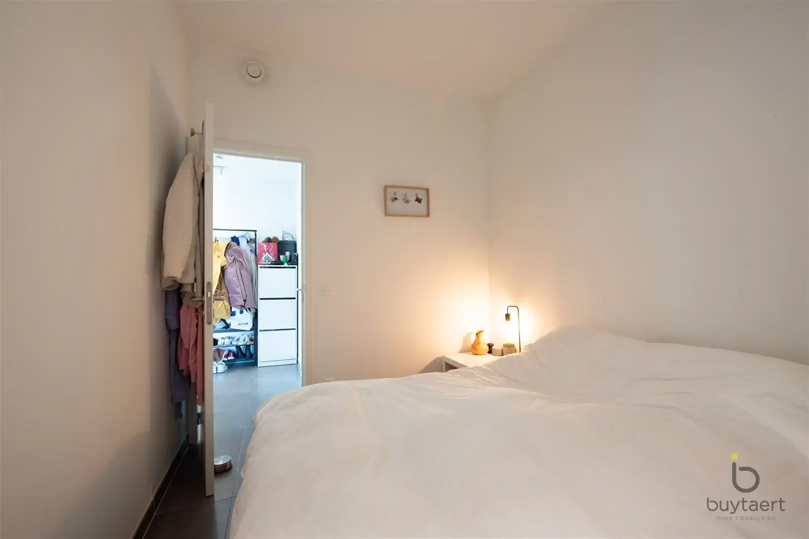 Schitterend nieuwbouw appartement met twee slaapkamers en prachtig overdekt terras te midden van de diamantwijk en de Persgroep! foto 16