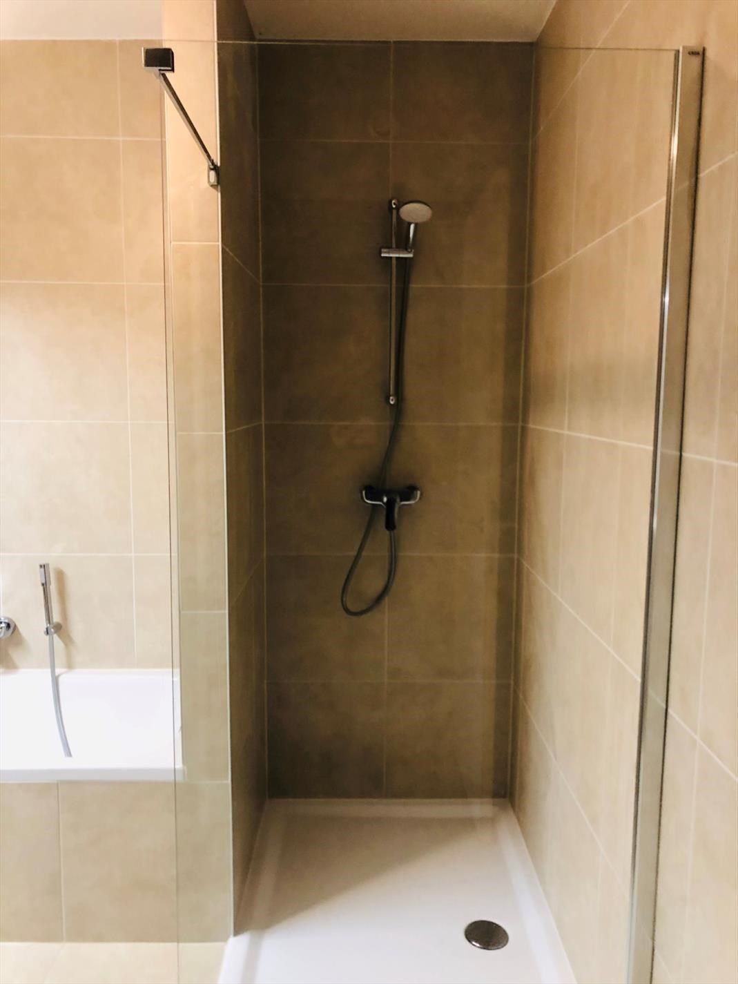 Luxe appartement met terras en lift in Hamme, 2 slaapkamers foto 8