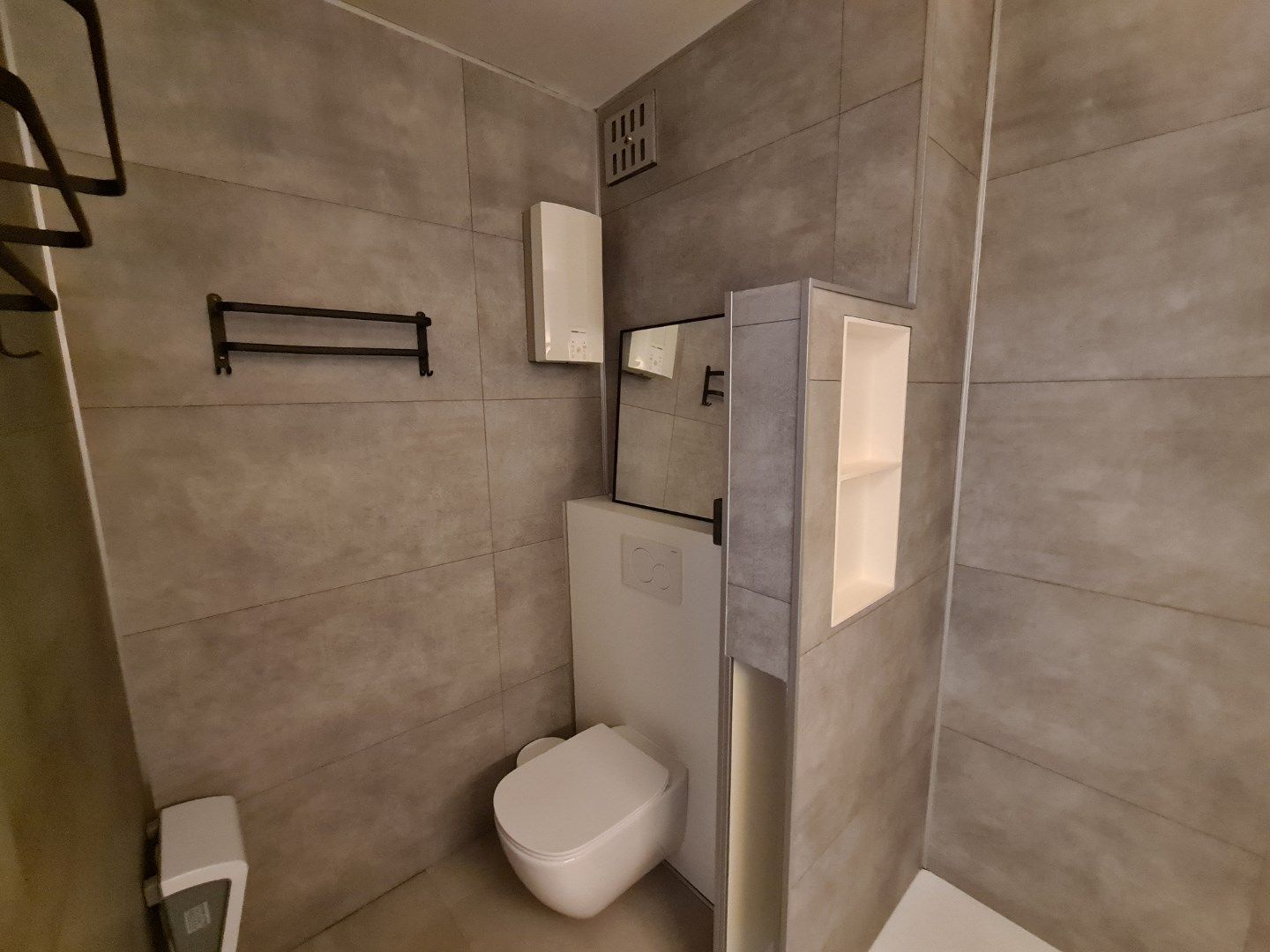 Gerenoveerd appartement in Oostduinkerke foto 11