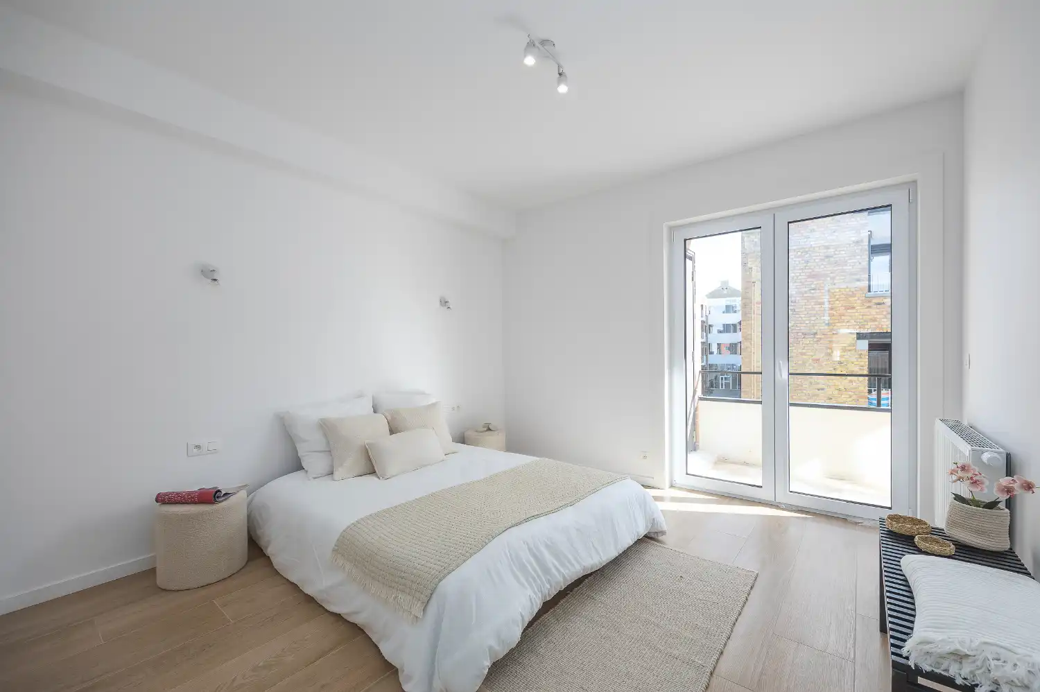 Gerenoveerd drie slaapkamer appartement foto 13