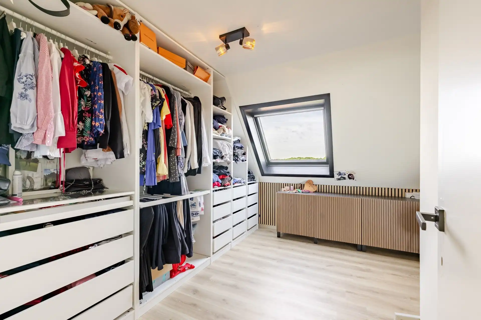 Prachtig gerenoveerd appartement in de dorpskern! foto 20
