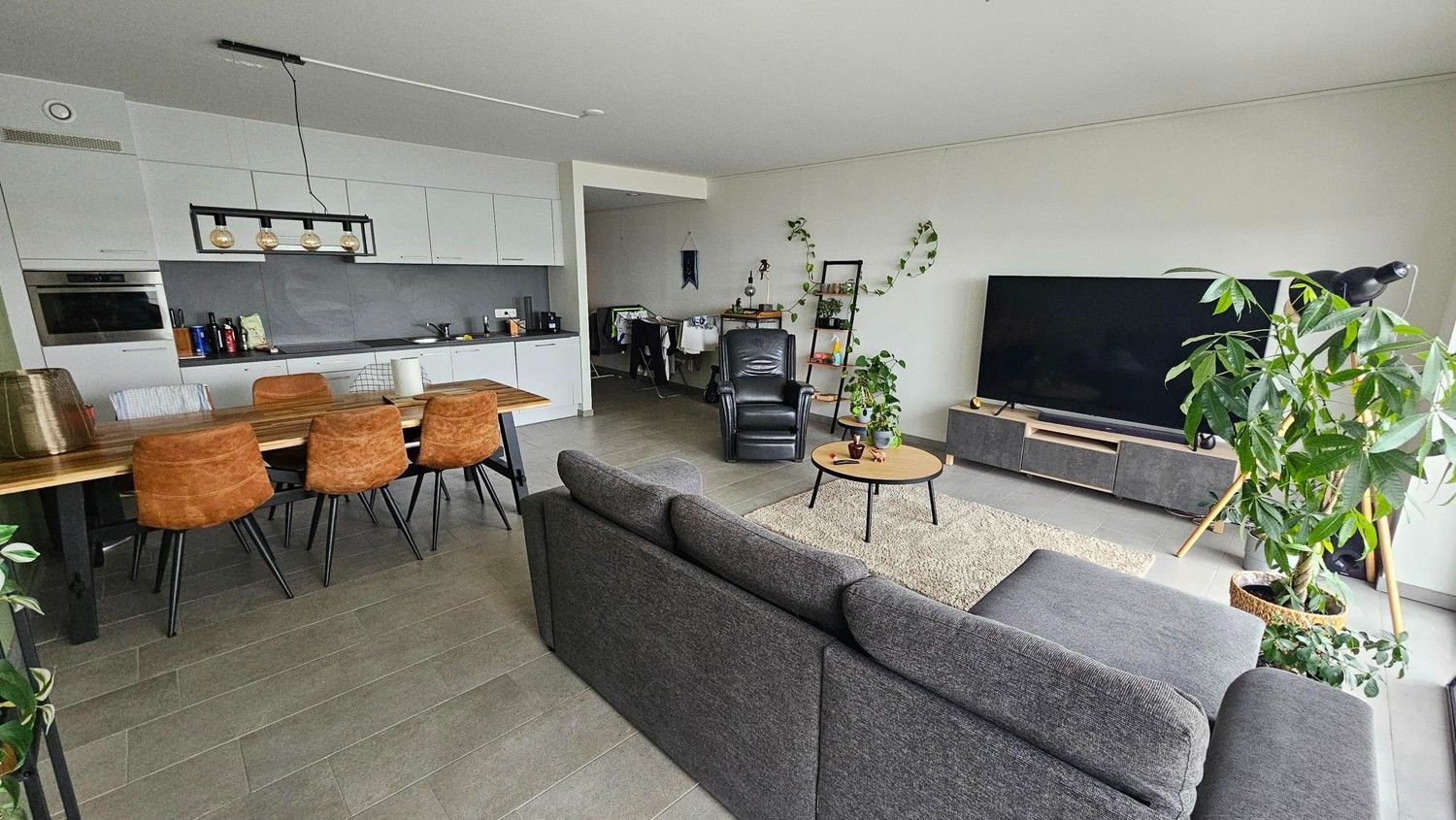 Appartement te huur foto 2