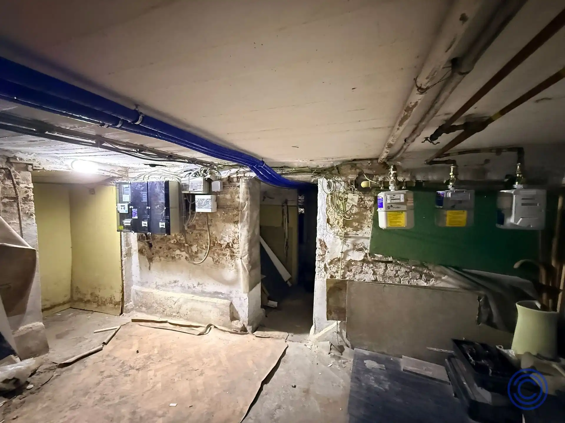 Handelshuis ca. 255m² opgedeeld in winkel en 2 appartement op TOP locatie! foto 15