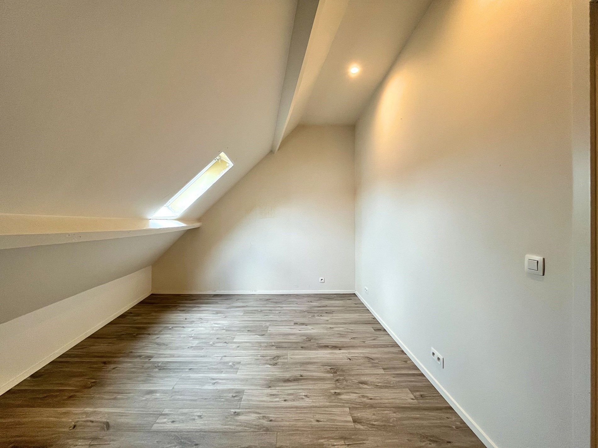 Interessant woonhuis met 4/5 kamers en een garage te Heist foto 9