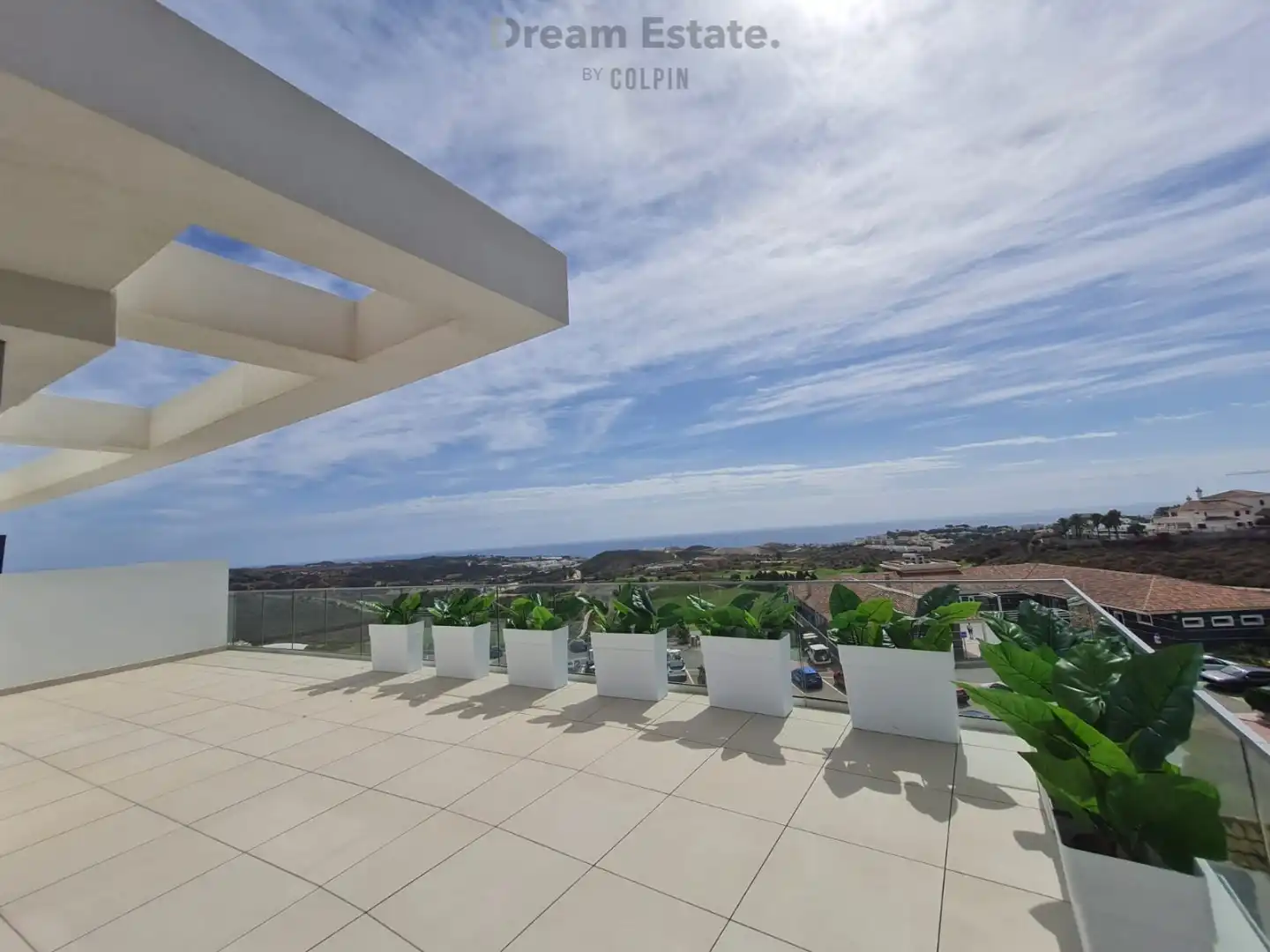 Luxe penthouse met zeezichten te Calanova golf. foto {{pictureIndex}}