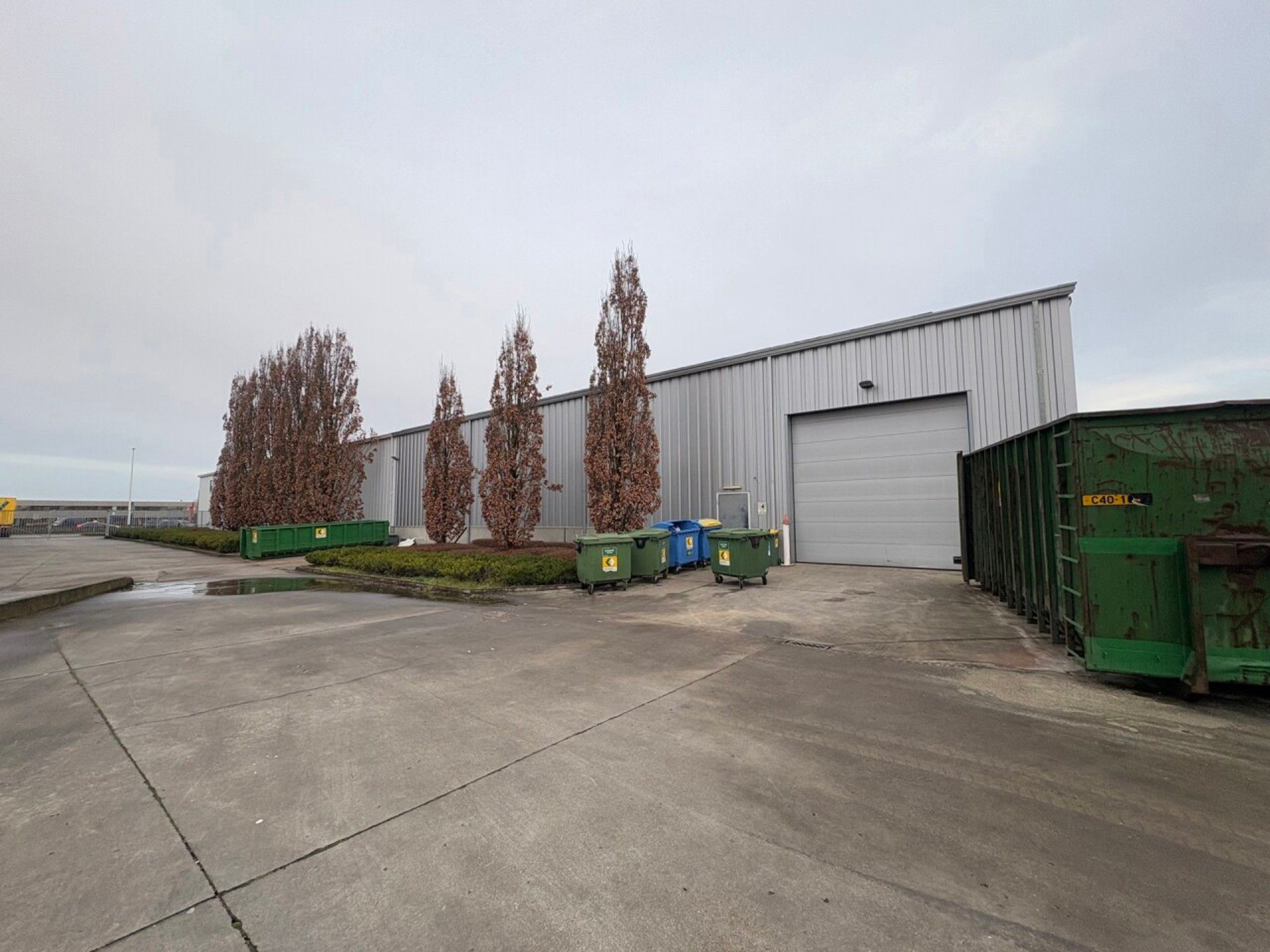TE HUUR/TE KOOP bedrijfsgebouw op zichtlocatie te Aartselaar foto 17