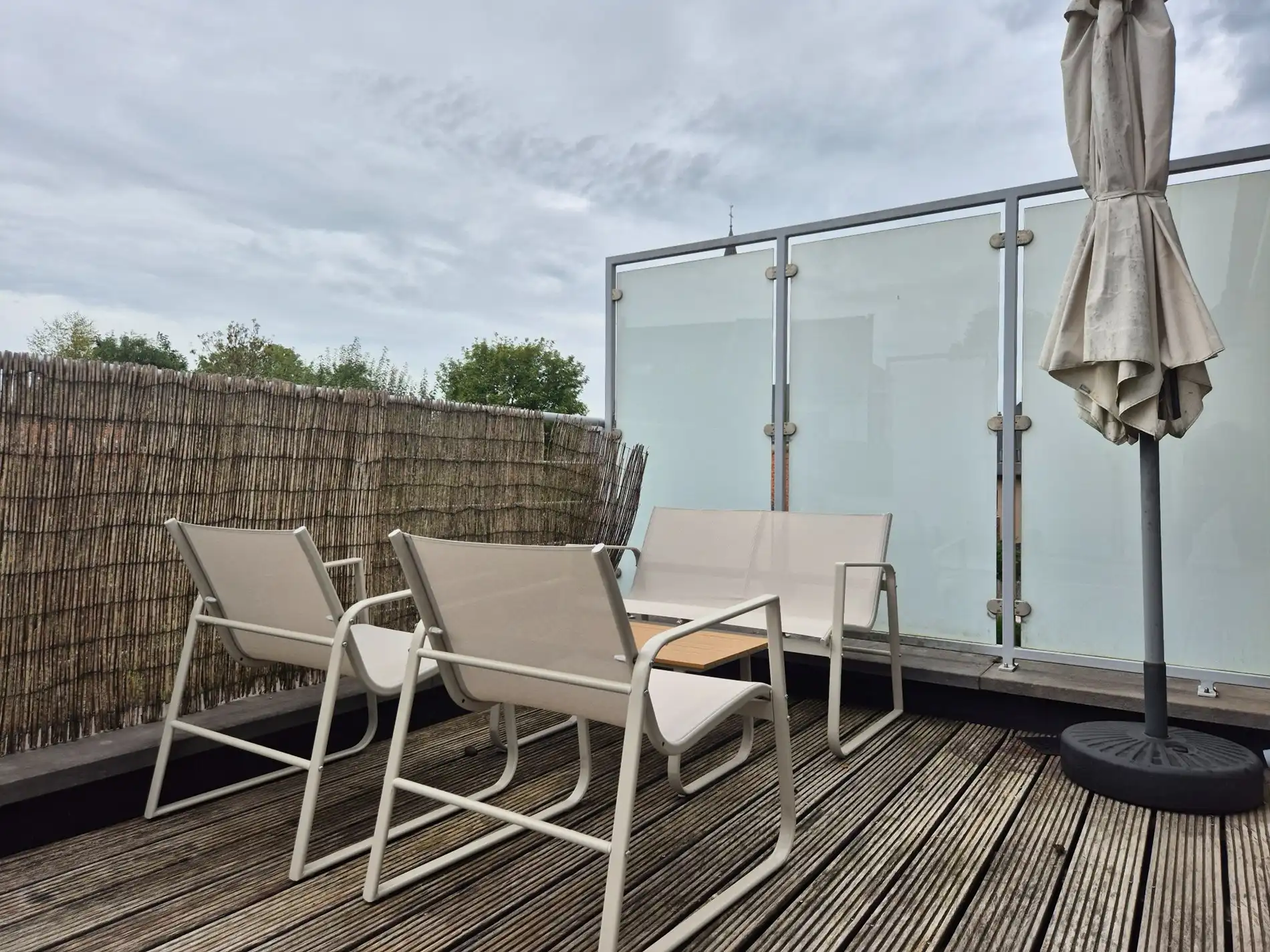 Duplex appartement met 3 slaapkamers en terras. foto 2