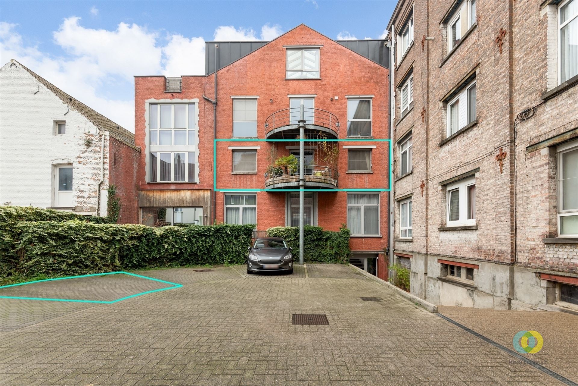 loft foto {{pictureIndex}}