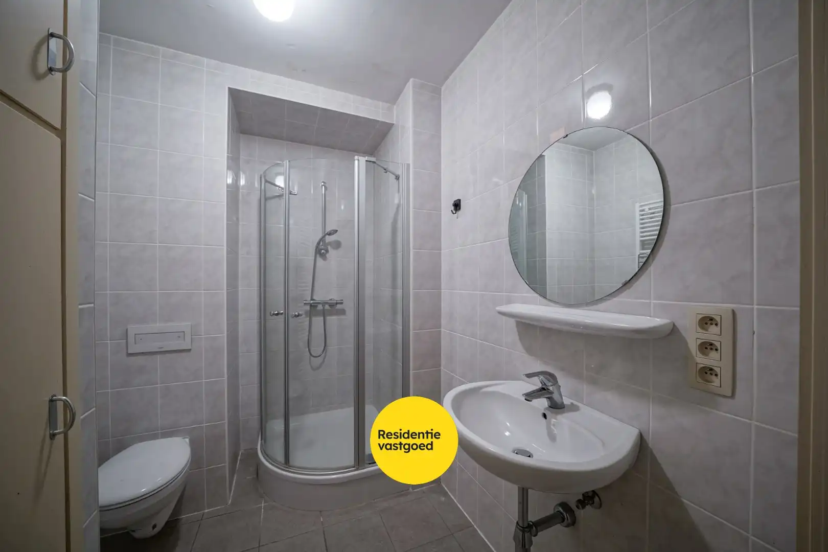 2-slaapkamerappartement met 2 balkons te Oostende foto 12