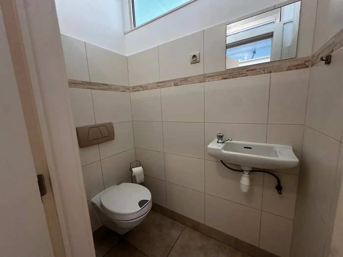 Lichtrijk appartement met 1 slaapkamer + autostaanplaats  foto 9