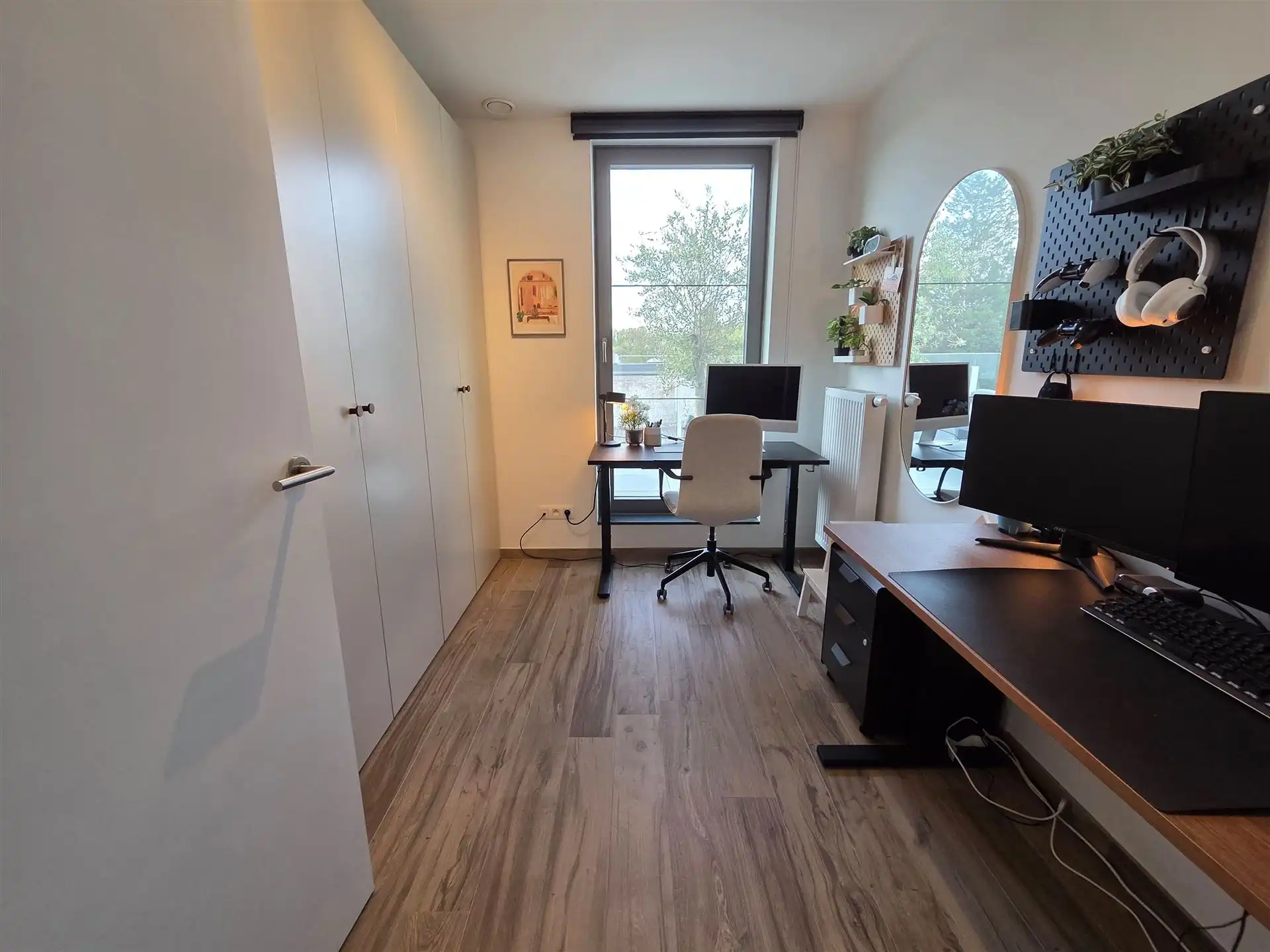 Energiezuinig appartement met 2 slks, zeer groot terras, carport en kelderberging foto 9