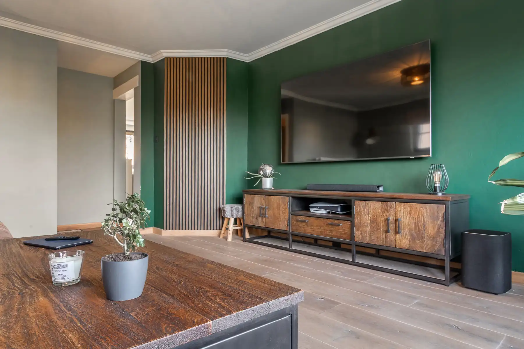 Instapklare woning met 4 slaapkamers op zuid-gericht perceel foto 14