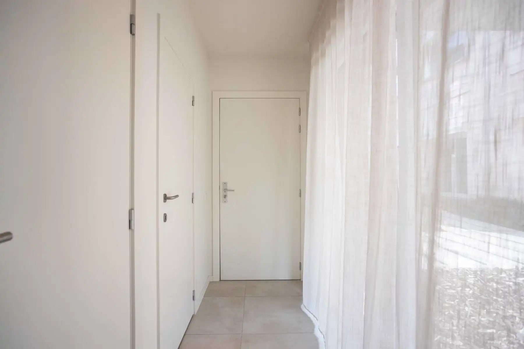 Stijlvol Gelijkvloers Appartement te koop in hartje Aalst foto 5