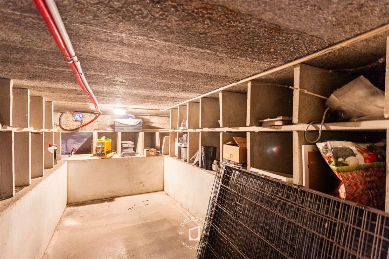 GERENOVEERDE WONING MET 6 SLPK. EN TUIN foto 33