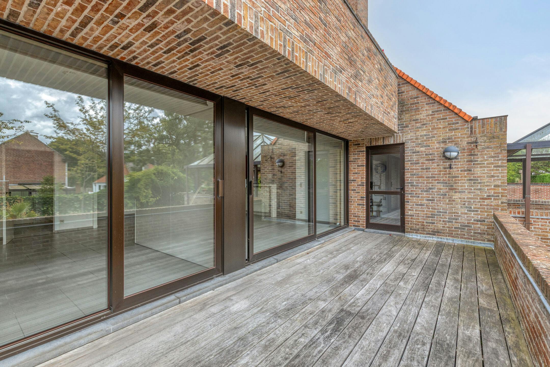 Appartement met 3 slaapkamers en ruim terras met tuin in Koksijde foto 4