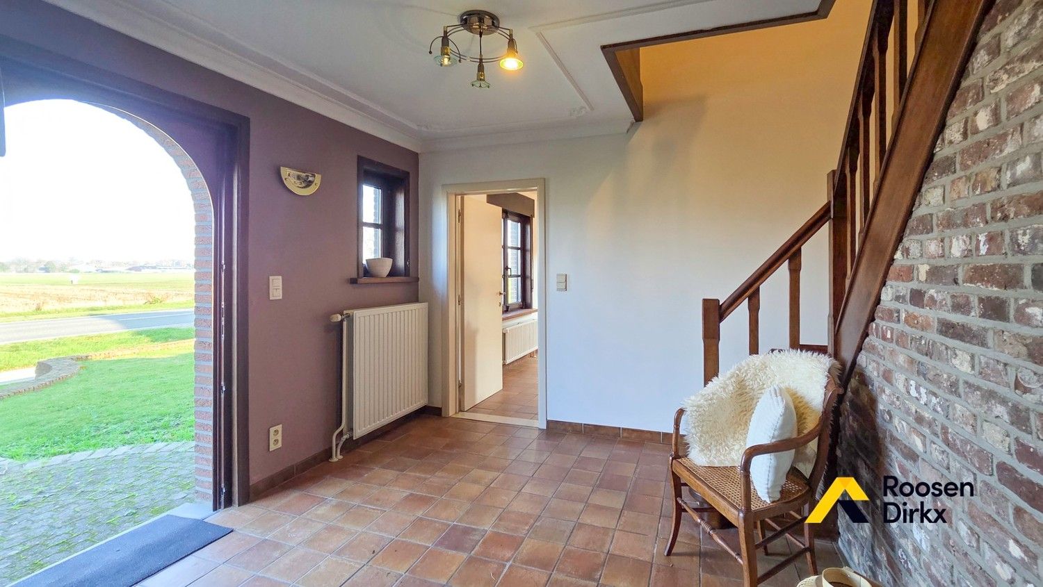 Degelijke woning met 3 slaapkamers en prachtig zicht op ±9 are! foto 6