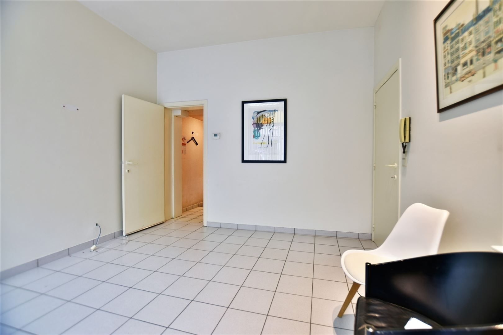 Praktijk-kantoorruimte (100m²) gelegen in het hartje Dendermonde foto 2