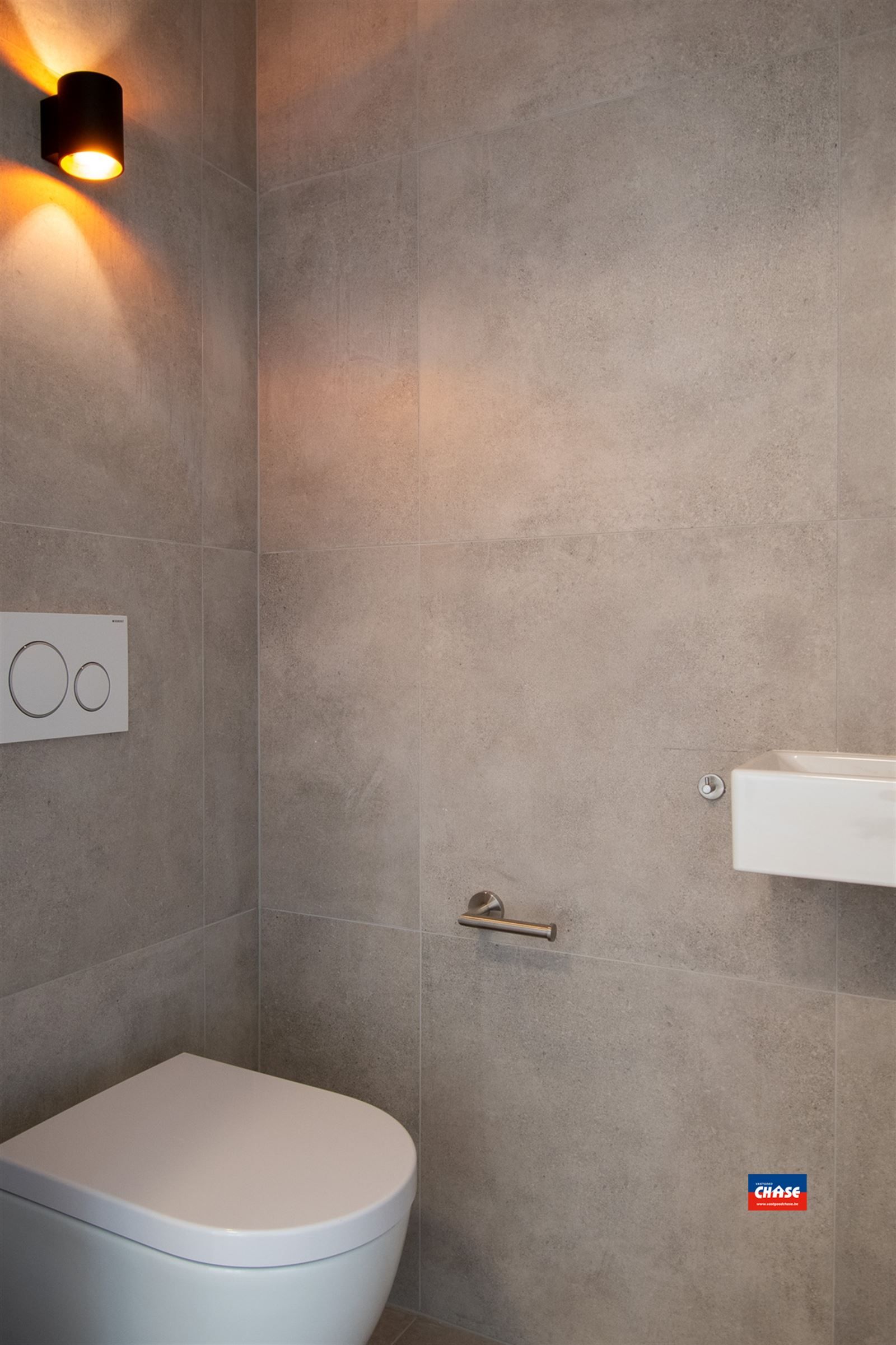 Gerenoveerd appartement met één slaapkamer foto 11