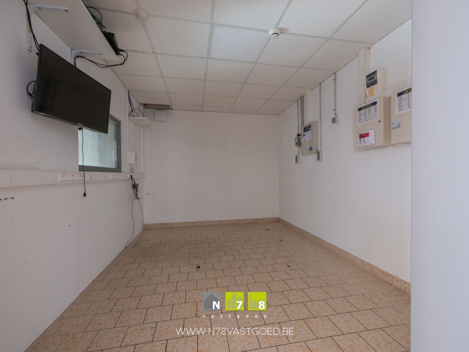 Commerciële ruimte te huur foto 32