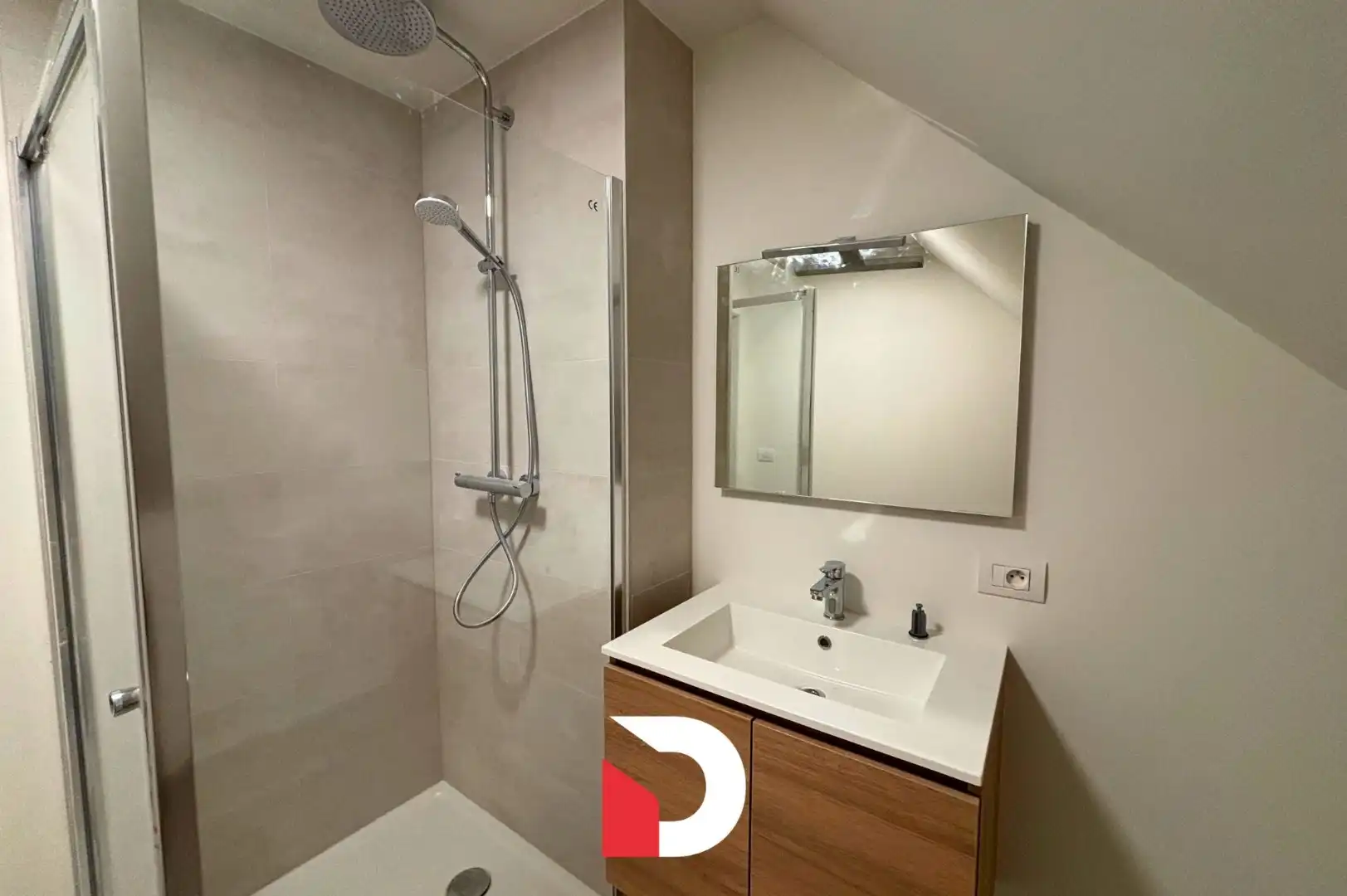 Ruime nieuwbouwwoning met 3 slaapkamers, 2 badkamers. foto 18