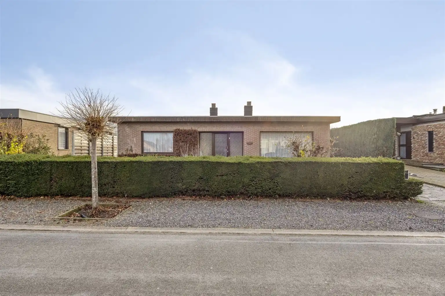 Gelijkvloerse, vrijstaande woning met 3 slaapkamers, omheinde tuin en garage op een rustige locatie nabij het centrum van Maaseik. foto 22