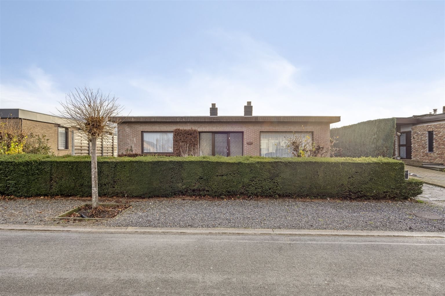 Gelijkvloerse, vrijstaande woning met 3 slaapkamers, omheinde tuin en garage op een rustige locatie nabij het centrum van Maaseik. foto 22