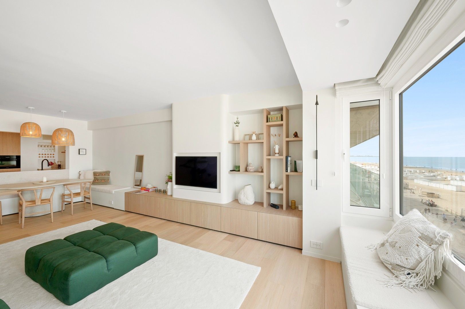 Fantastisch appartement met adembenemend zeezicht gelegen op een A-locatie in het Zoute. foto 2