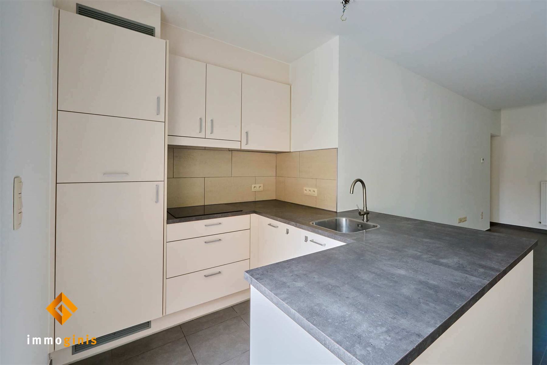 Charmant en energiezuinig 2-slaapkamerappartement in het centrum van Bocholt. foto 5