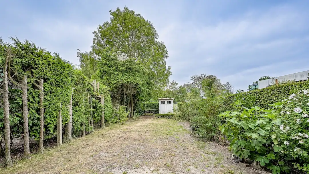 Karaktervolle woning uit 1940 met zuidwest gerichte tuin nabij Brugge foto 11
