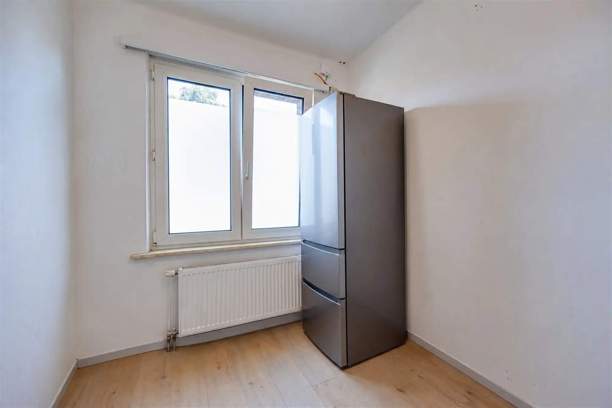 Instapklare woning met 4 (mog 5.) slaapkamers en tuin op rustige locatie!  foto 16