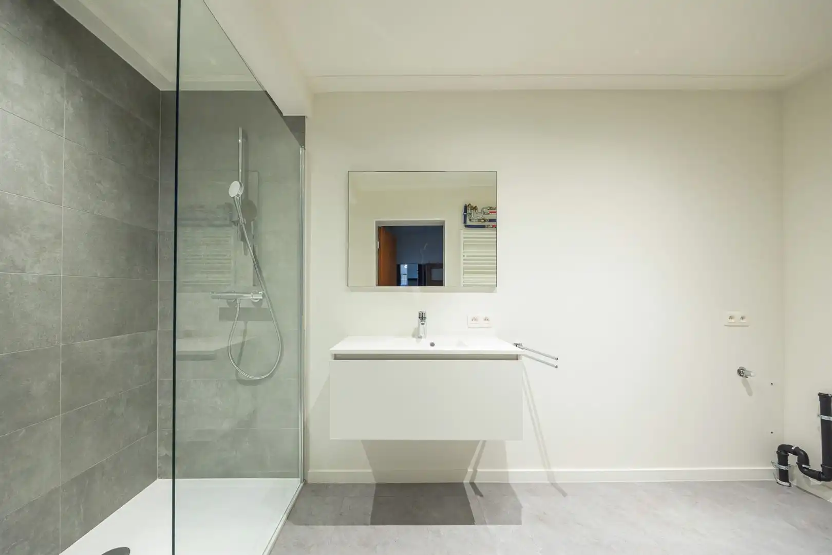 Gerenoveerd appartement midden in de stad foto 13