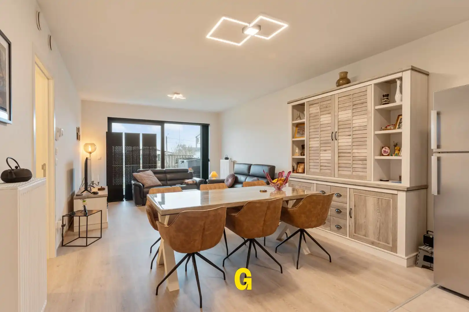 Instapklaar energiezuinig gelijkvloers appartement met terras, standplaats en berging nabij het centrum van Tongeren foto 7