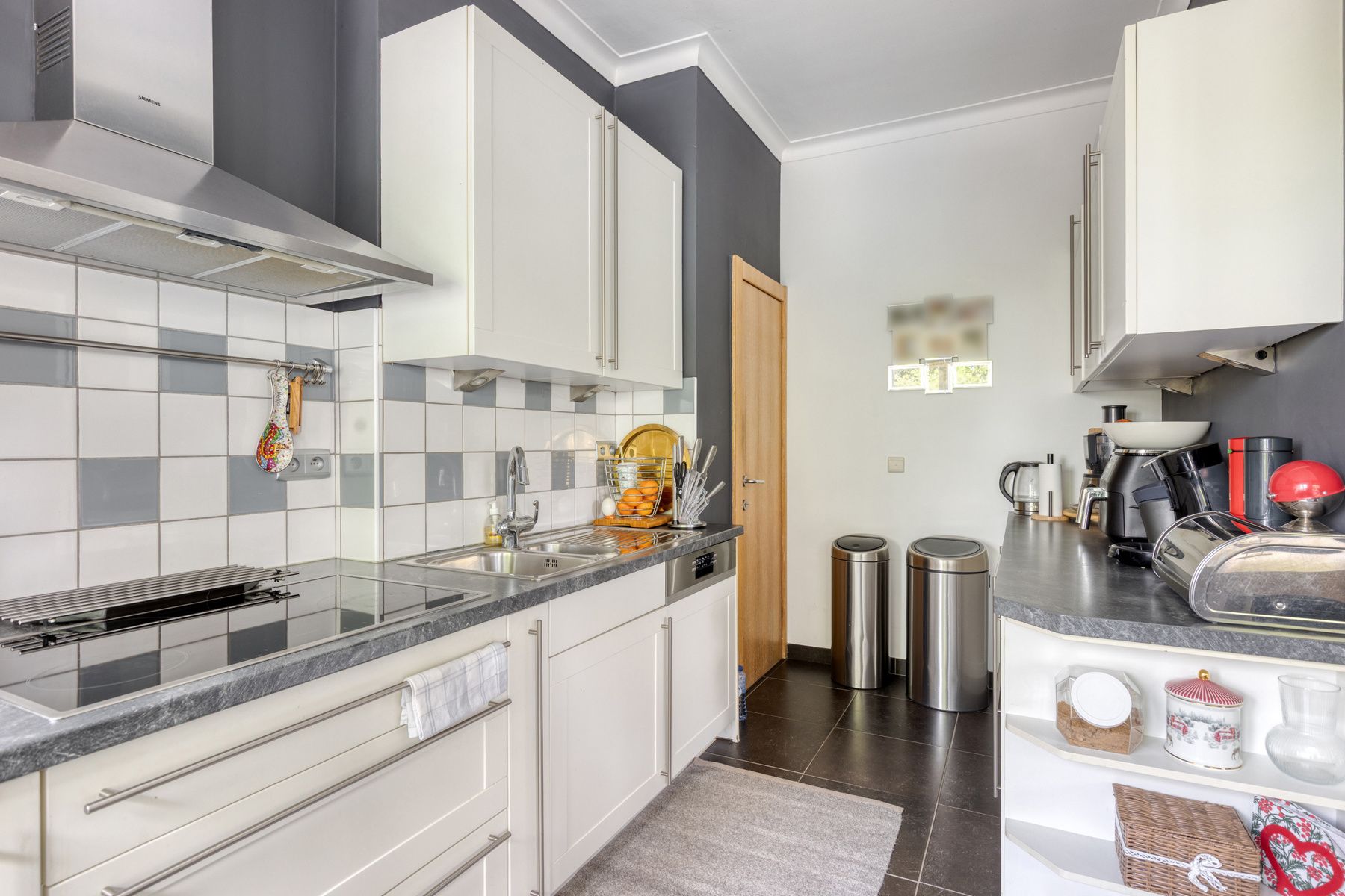 Appartement met 2 slaapkamers en terras rechtover Dudenpark foto 7