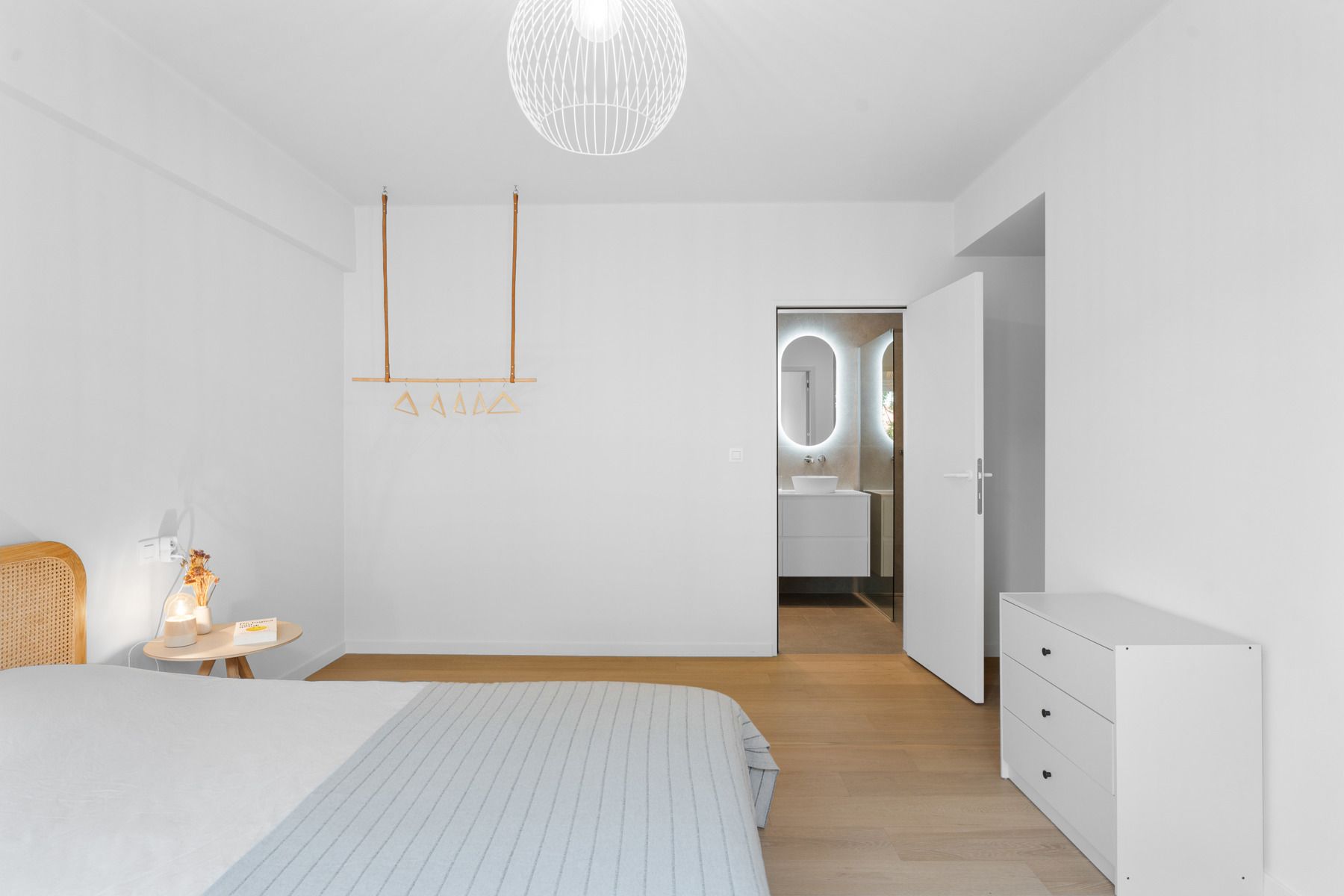 Luxueus drie slpk. appartement met prachtig zicht!  foto 3