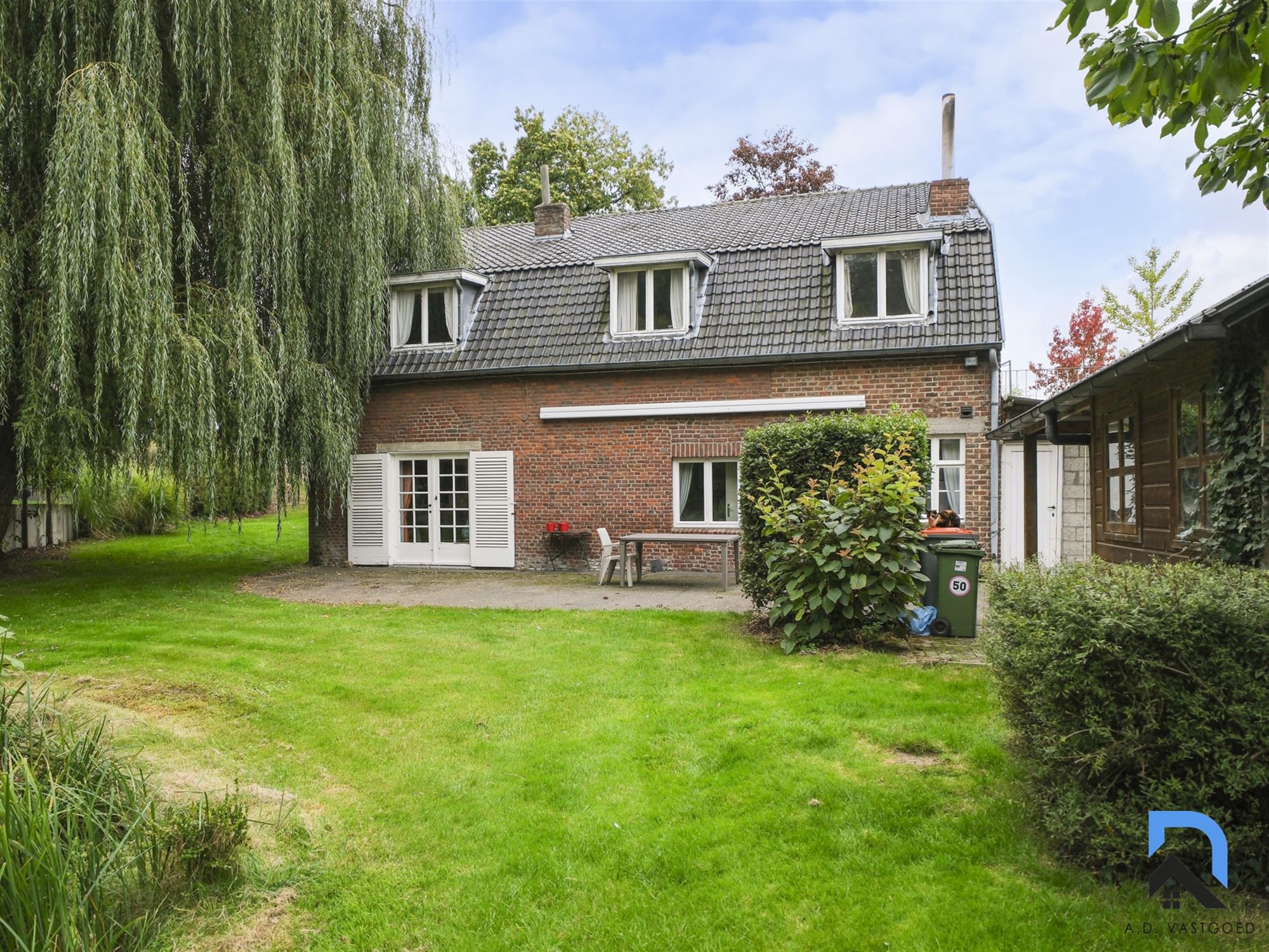 Unieke woning in het centrum van Bilzen foto 3