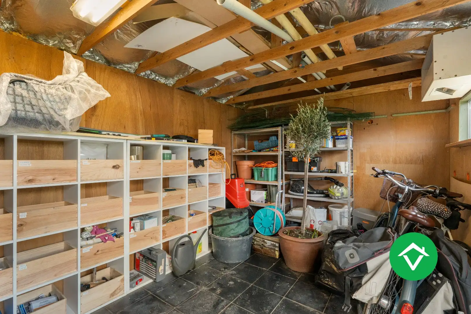 Prachtige rijwoning met 3 slaapkamers en tuin in centrum Roeselare foto 16