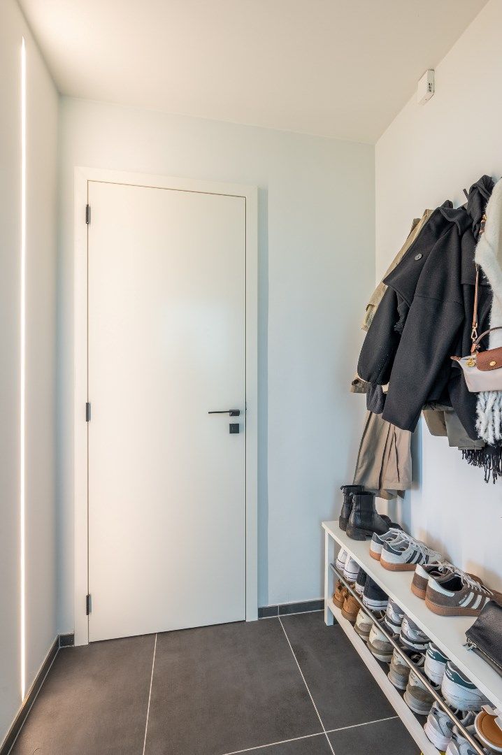 Luxueus afgewerkte alleenstaande woning op 481 m² foto 17