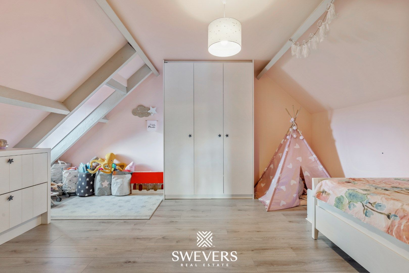 Verrassend riante woning met zes slaapkamers te Heusden-Zolder foto 20
