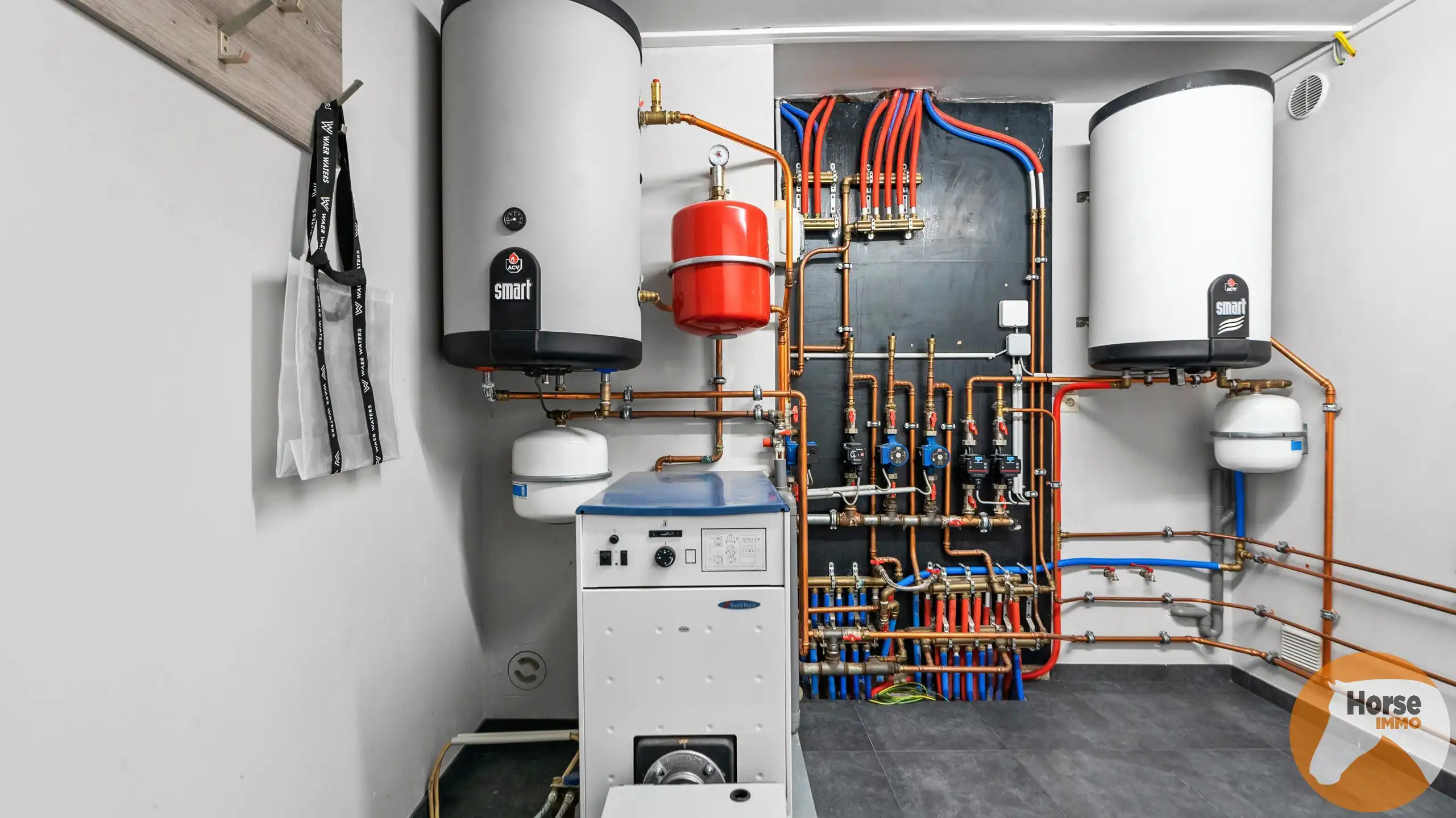 HEUSDEN-ZOLDER - Hoeve met paardenaccommodatie foto 33