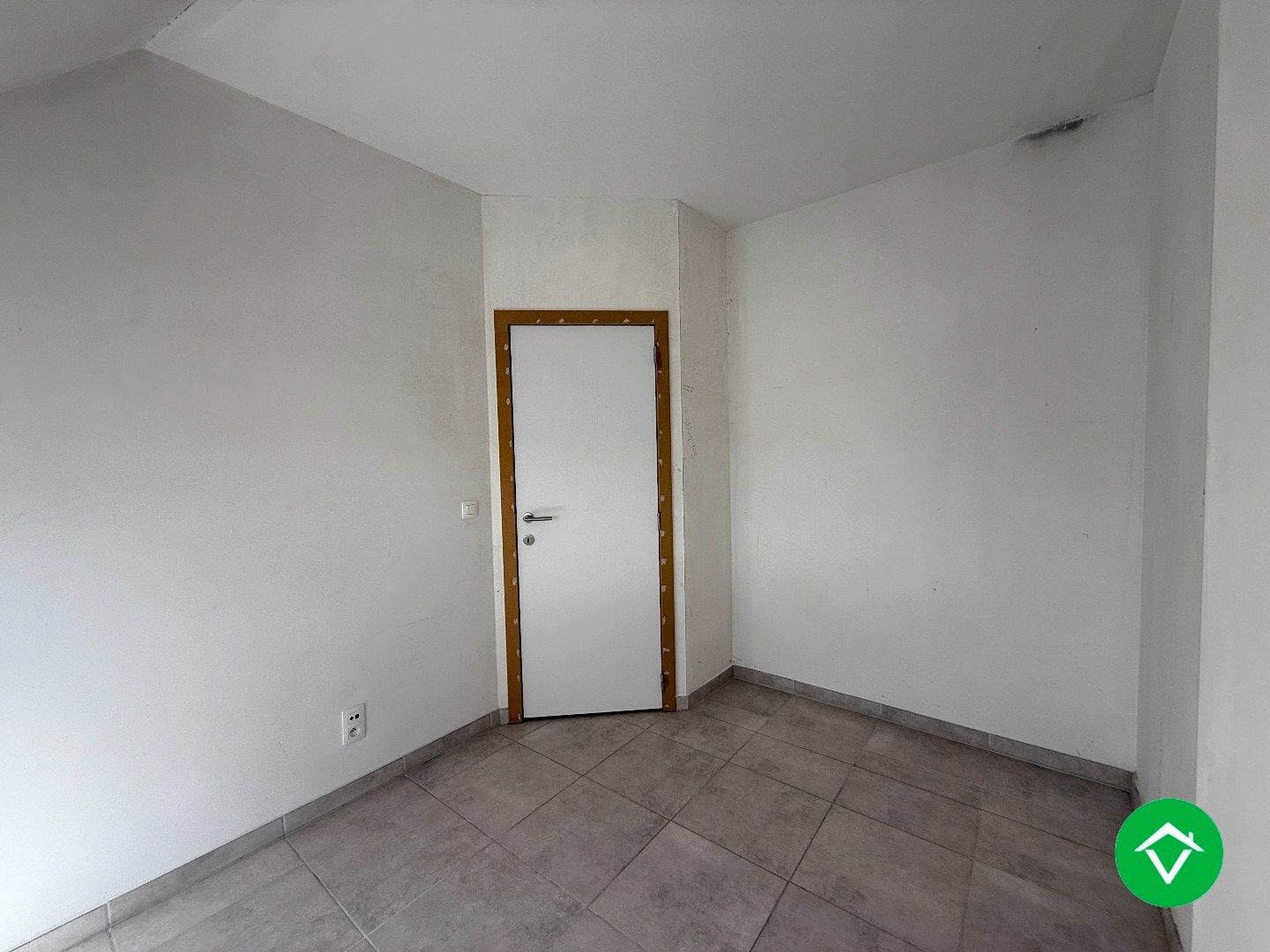 Prachtig dakappartement met twee slaapkamers, garage en twee terrassen met fenomenaal uitzicht te Roeselare foto 18