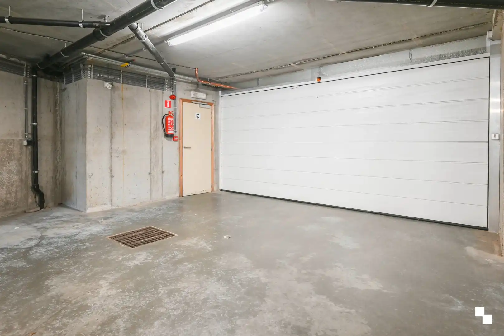 Luxueus afgewerkt appartement in het centrum van Waregem foto 21