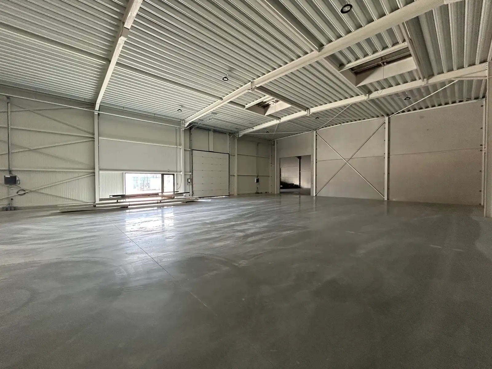 Bedrijfsvastgoed te huur foto 3