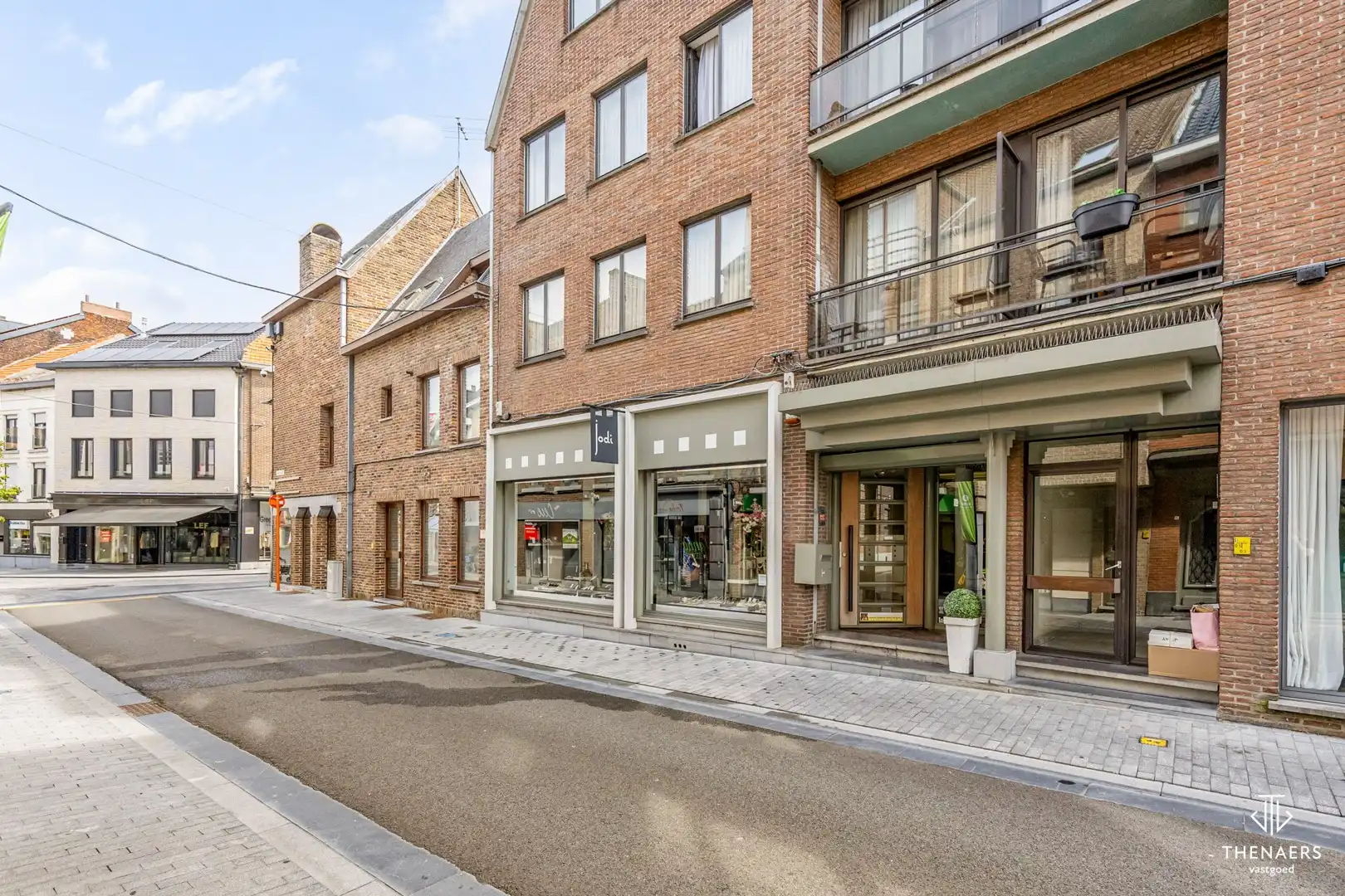 Veelzijdig handelspand van 149 m² in het commerciële hart van Sint-Truiden. foto 22