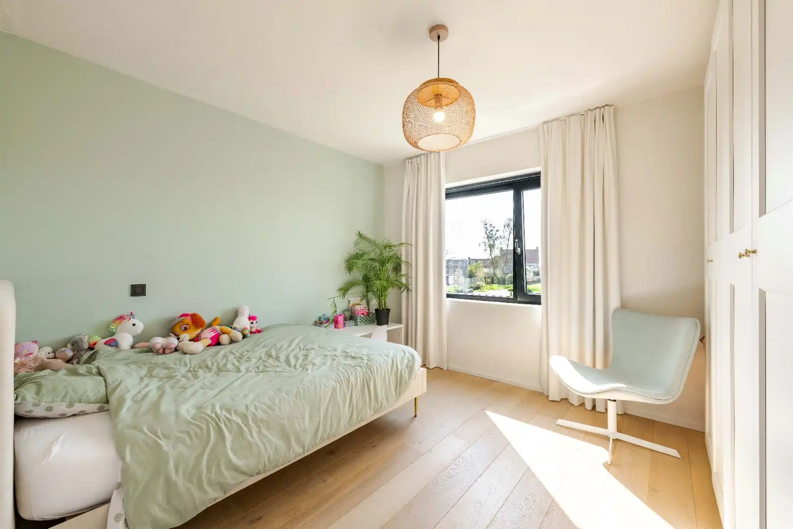 ENERGIEZUINIGE GEZINSWONING MET 4 SLKPS | BUREEL | AANGELEGDE TUIN   foto 24