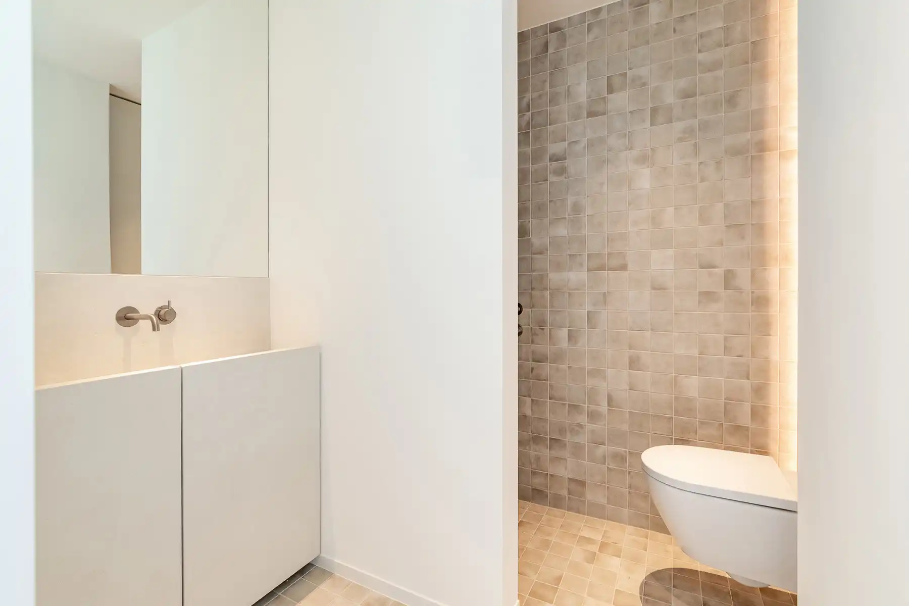 Ongemeubelde nieuwbouwvilla van Govaert & Vanhoutte in Knokke-Heist foto 24